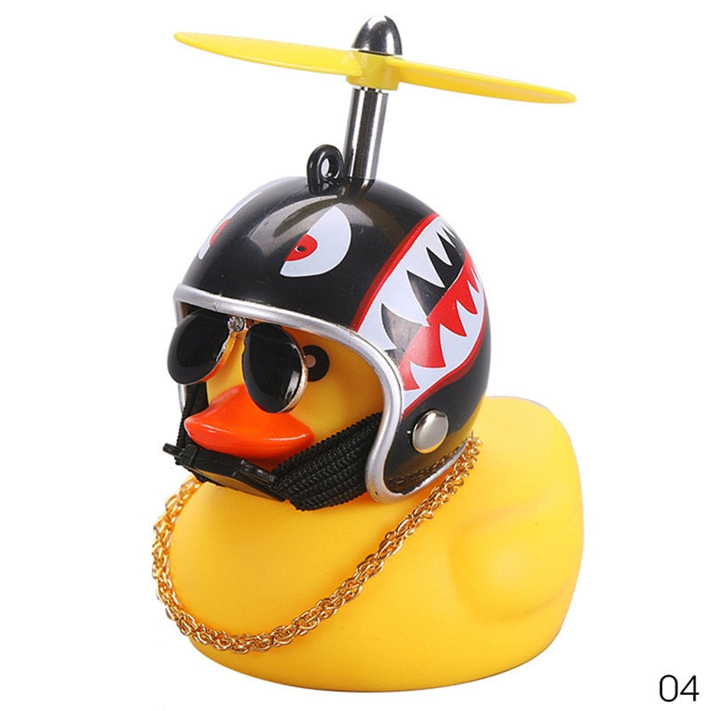 Car Duck with Helmet Broken Wind Small Yellow Duck Road Bike Motor Helmet Riding Cycling Car Accessories Decor Without Lights