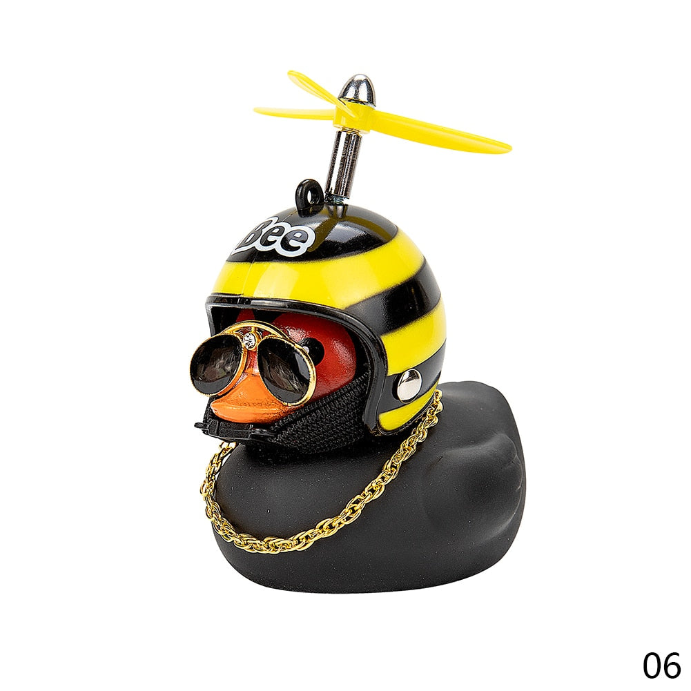 Car Duck with Helmet Broken Wind Small Yellow Duck Road Bike Motor Helmet Riding Cycling Car Accessories Decor Without Lights