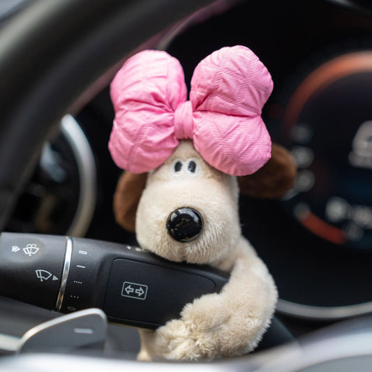 Car small ornaments cute head dog plush doll sentimental car interior decoration supplies