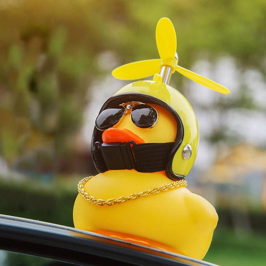 Car Duck with Helmet Broken Wind Small Yellow Duck Road Bike Motor Helmet Riding Cycling Car Accessories Decor Without Lights